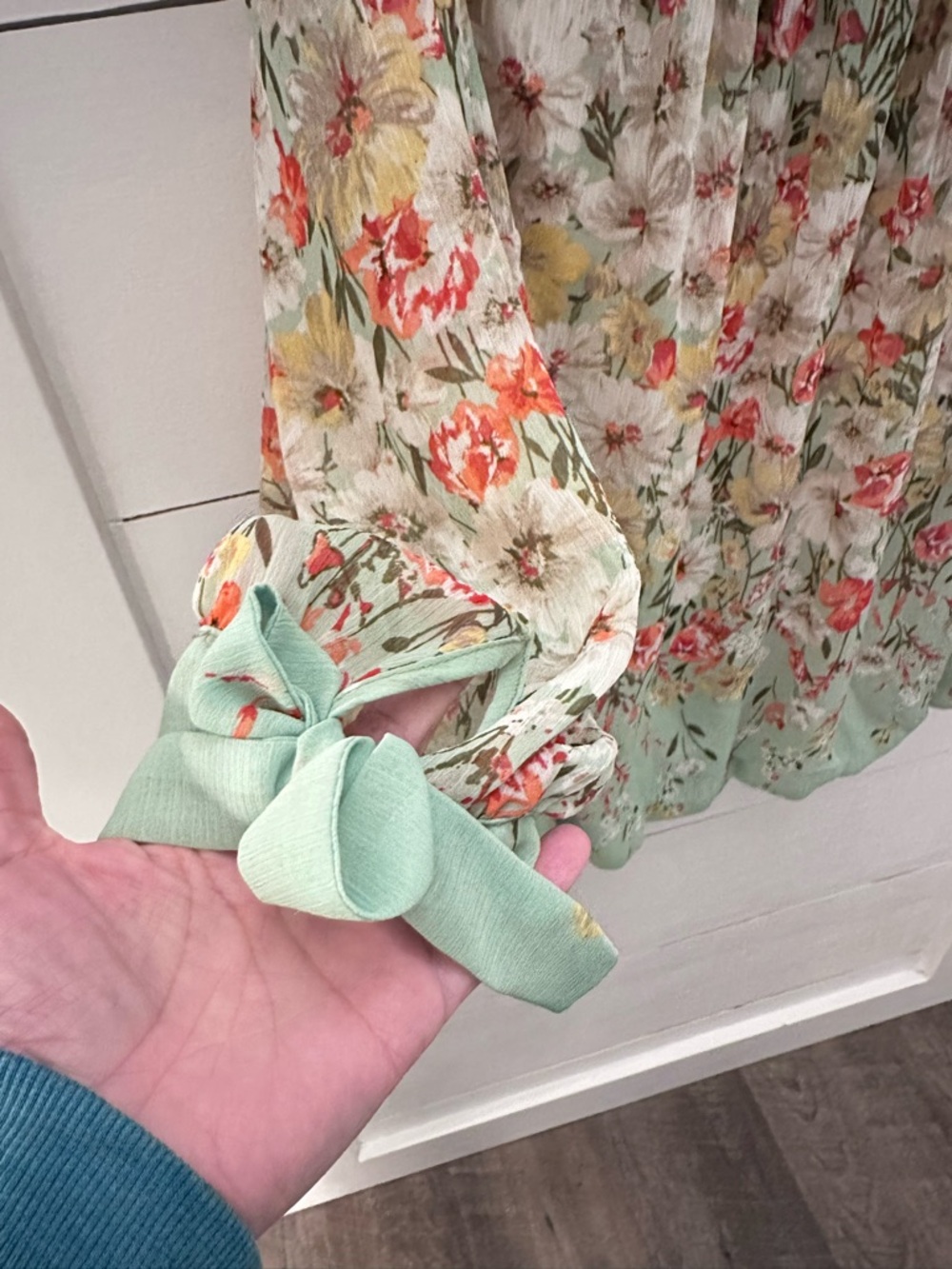 Roz and Ali 1X Floral 3/4 bow green-pink tulip plus size elastic waist top boho - Picture 6 of 14
